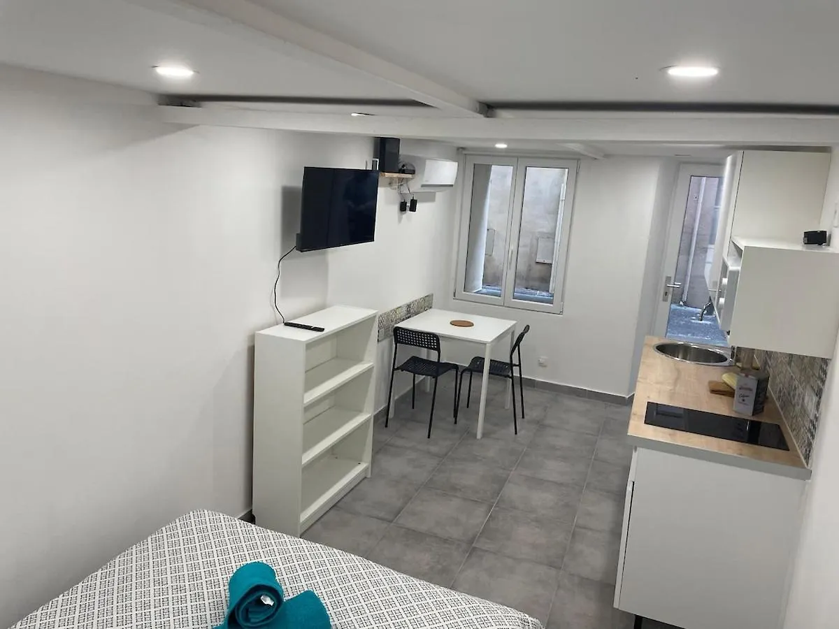 Studio Centre Historique Port La Ciotat - Le 25B Piroddi 0*,  France