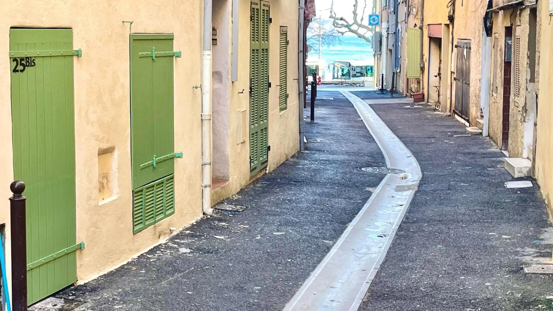 Studio Centre Historique Port La Ciotat - Le 25B Piroddi France